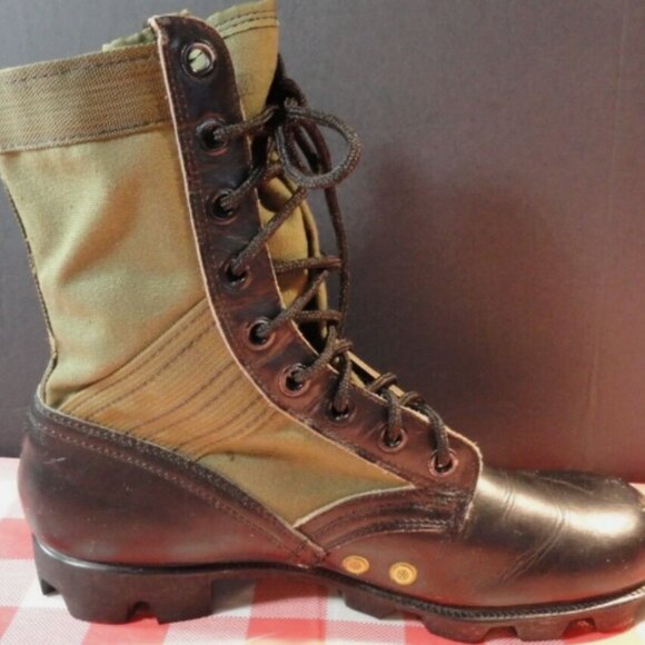 ROSEARCH sz8N 1968 VIETNAM ERA COMBAT GREEN JUNGLE SINGLE LEFT BOOT ONLY SV 2794
